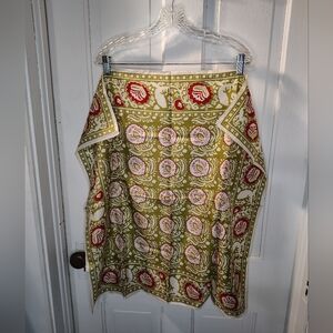 Vintage Silk Scarf 🎂🎁